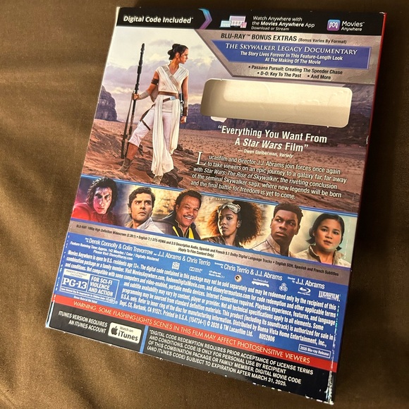 STAR WARS The Rise of Skywalker - Picture 3 of 6